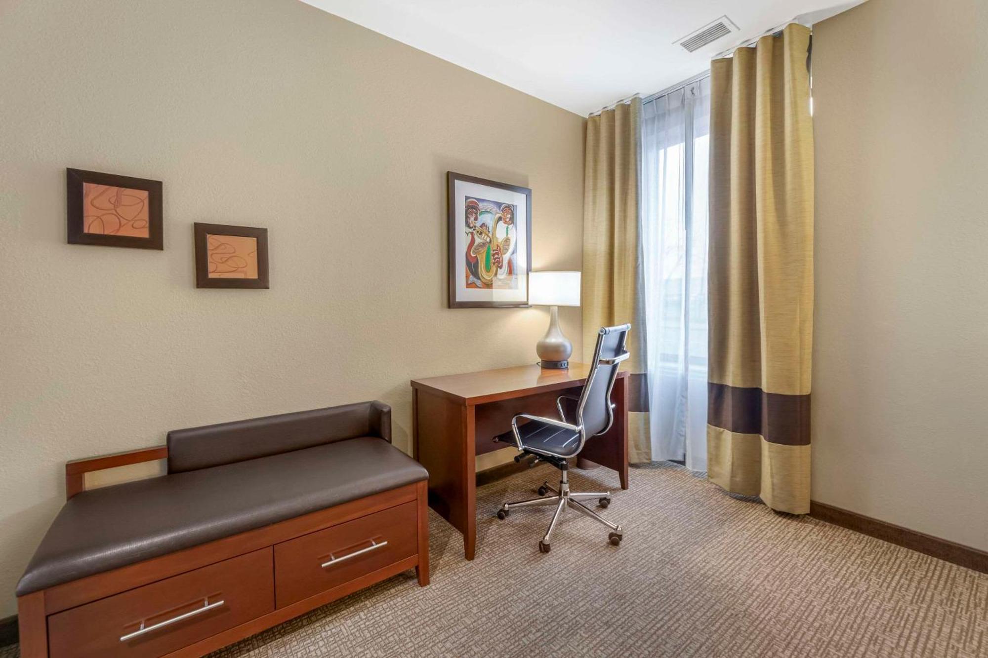 Comfort Inn Memphis Downtown Екстериор снимка