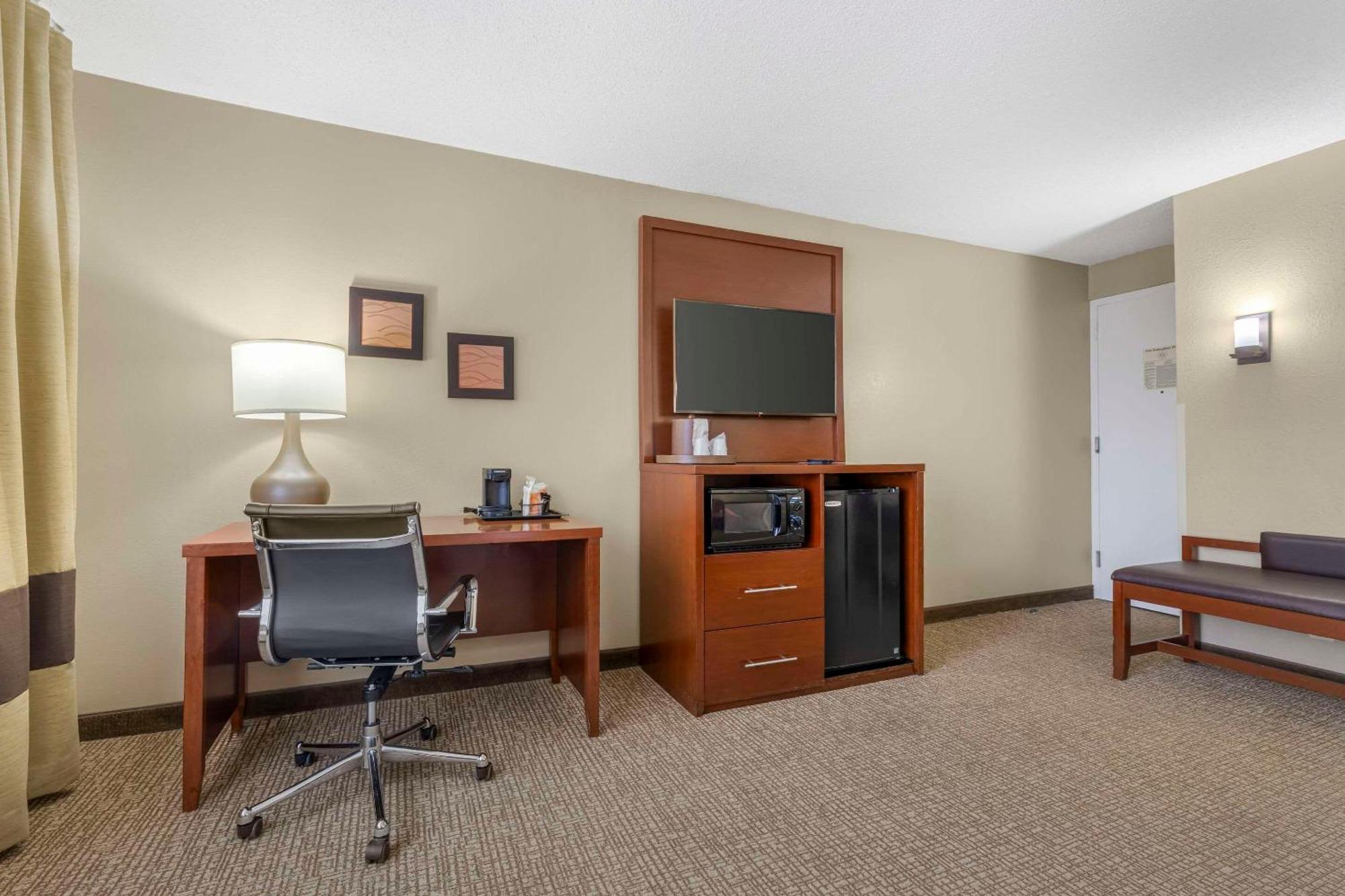 Comfort Inn Memphis Downtown Екстериор снимка