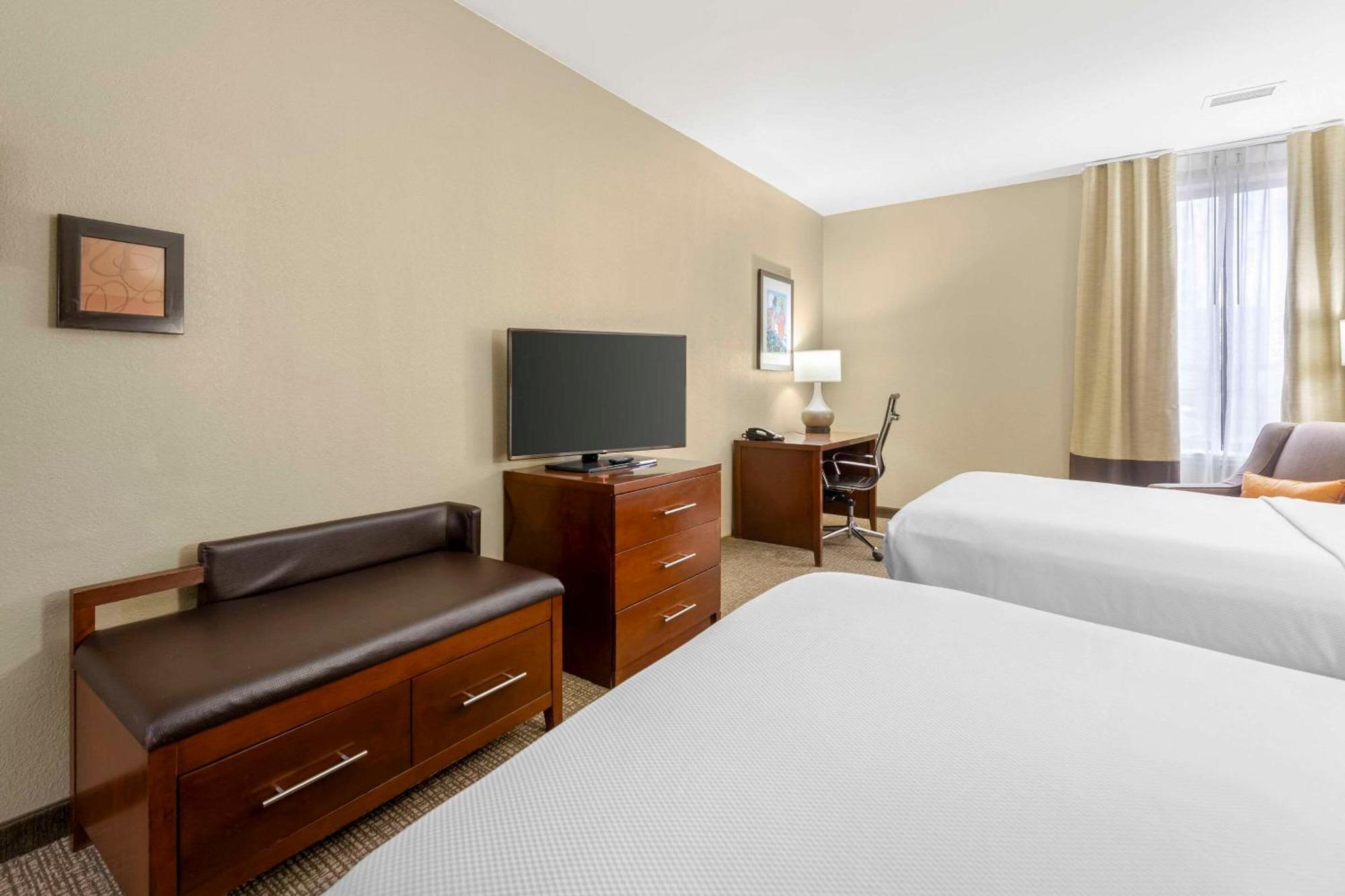Comfort Inn Memphis Downtown Екстериор снимка