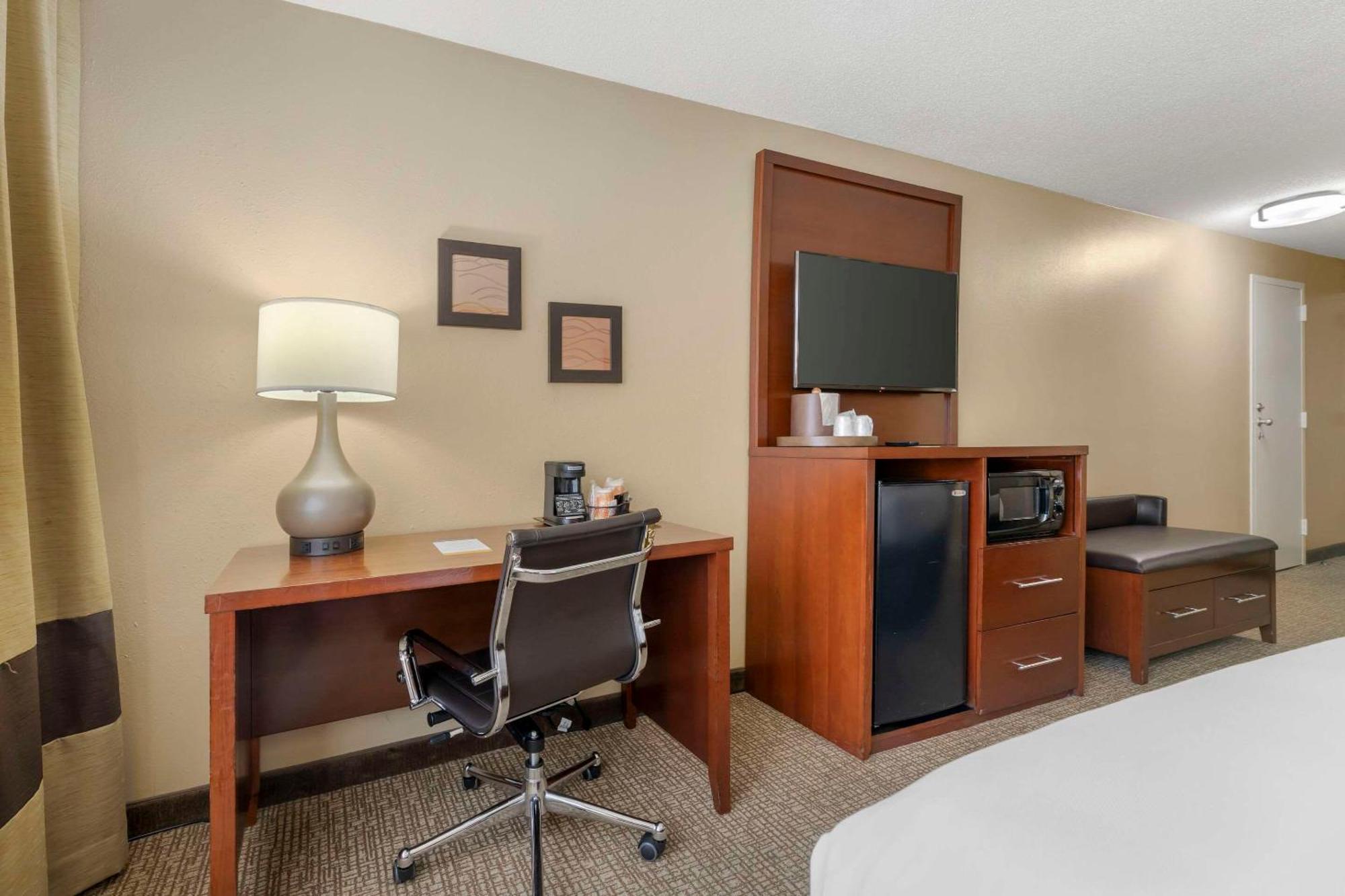 Comfort Inn Memphis Downtown Екстериор снимка